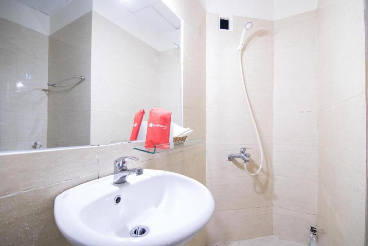RedDoorz Marieline 2 Hotel Ho Chi Minh Zewnętrze zdjęcie